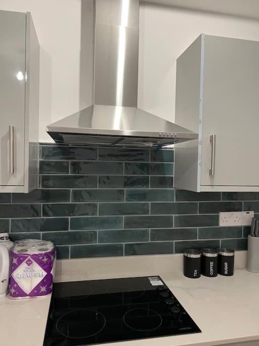004- Brand New 1 Bedroom Apartment F1 Ealing Luaran gambar